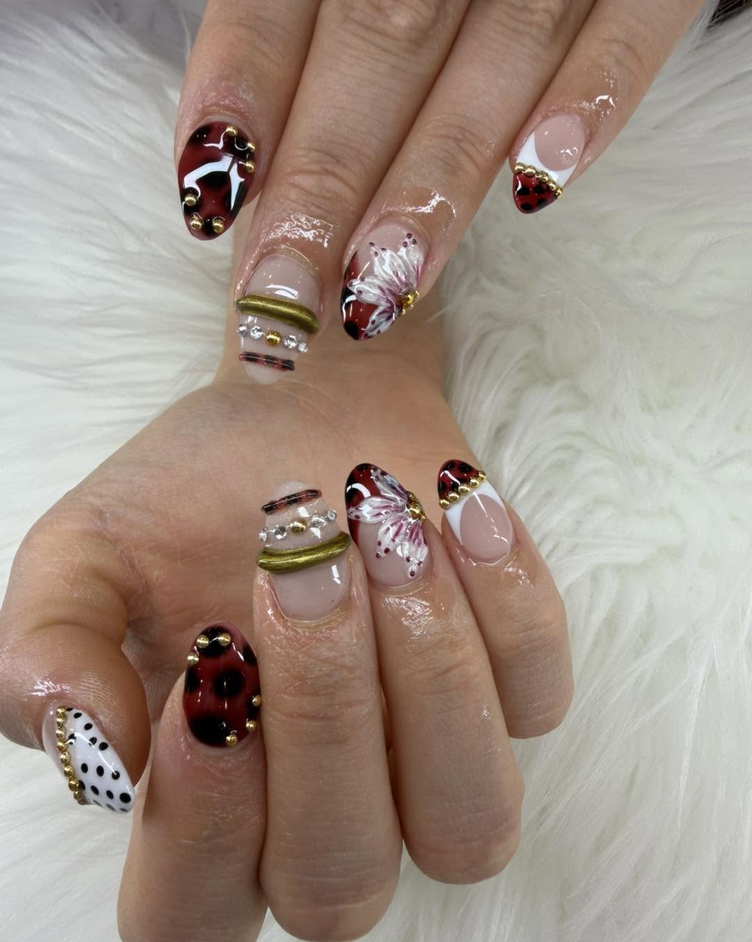 D’OR Nails Bar and Lashes logo